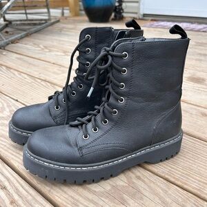 UnionBay Women's Hayden Combat Boot Black - Size 8.5